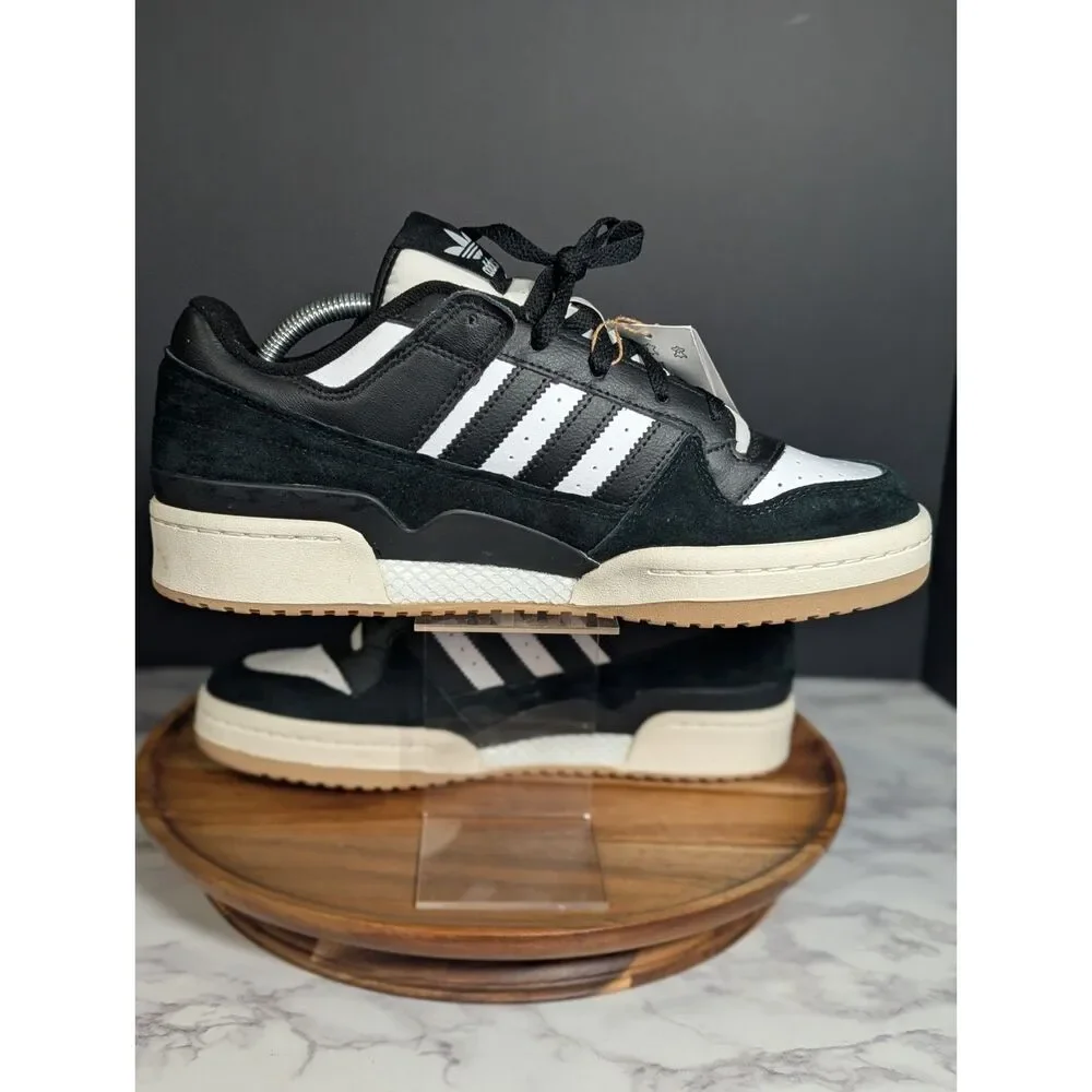 Adidas Forum Low Classic Mens Size 10 Core Black White Gum Sole NWOB ID6857